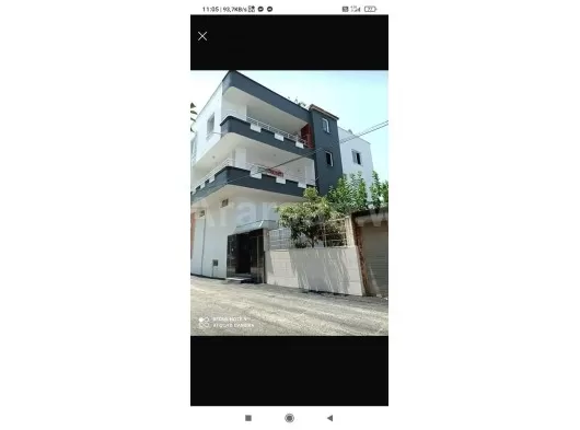 Yenişehir Menteş Mahallesi'nde komple satılık etrafı açık 2 adet dükkan 2 adet daire