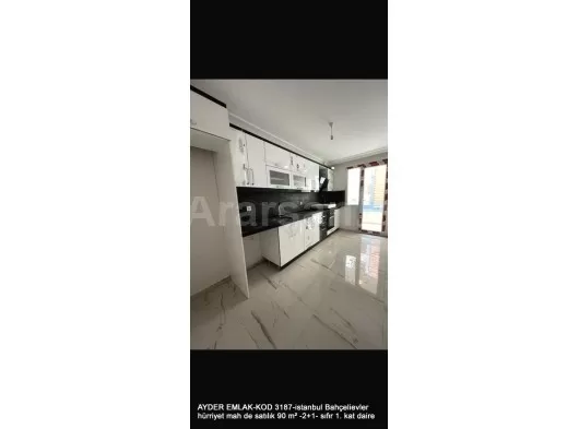 istanbul Bağcılar yıldız tepe mah de satılık 110m² -2+1- 9.kat daire