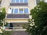 Bahçelievler Cumhuriyet mah de satılık 75m² -2+1- Düz giriş kat daire
