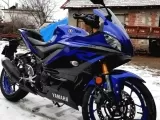 Yamaha YZF R25 ABS