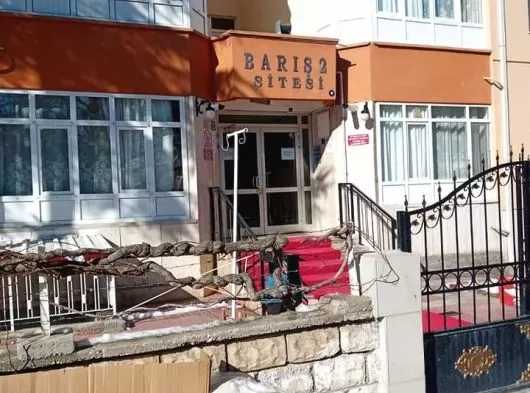 PEKMEZCİ GAYRİMENKUL'DEN 2+1 DAİRE