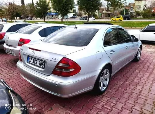 2003 MERCEDES-BENZ E 220 CDI ELEGANCE
