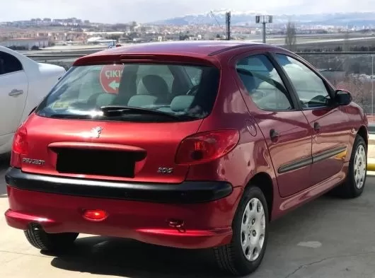 Peugeot 206 özel tasarim paket FEVER / 1.4 benzinli / tam otomatik vites 