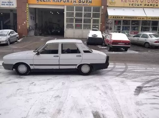 91 model toros araba