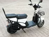 3 TEKERLİ ELEKTRİKLİ MOTOSİKLET ARORA DERYA