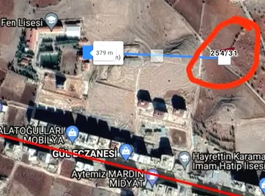 Midyat Bağlarda Fen lisesinin dibinde köşe başı imarlı arsa