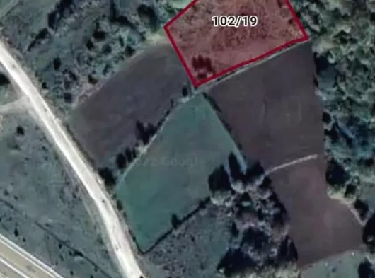 Yolçatı köyü mevkii Tokadı hayrettin yolu üzerinde satılık tarla