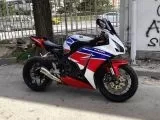  2014 HONDA CBR 1000rr 
