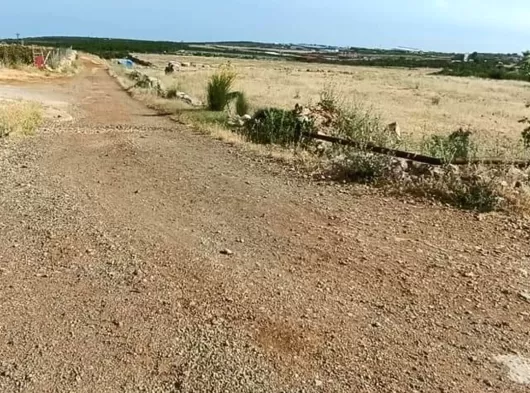 Erdemli Karaahmetli Mah.Yola Sıfır Satilik 5 Dönüm Tarla