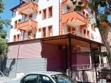 Yedisehitler mahallesinde satılık komple bina