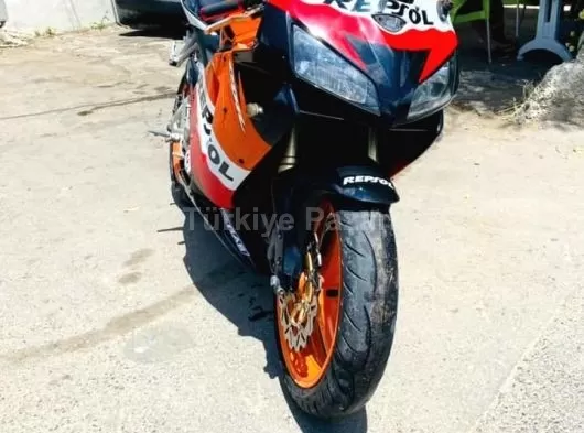 HONDA REPSOL 600 RR 