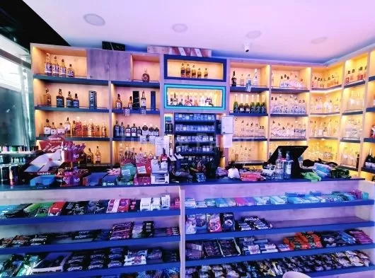 İşlek ve yoğun cadde üzerinde devren kiralık