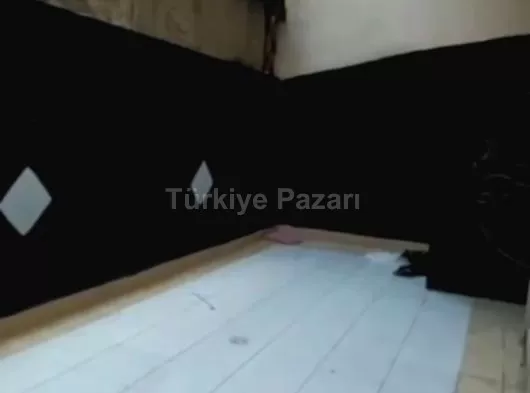 Merkezi konumda tamamina krediye uygun bahce kati