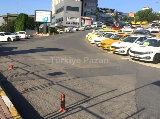 İSTANBUL BAGCILAR 100.YIL OTO CENTER İÇERİSİNDE 75 M2 BÜRO 1.100.000