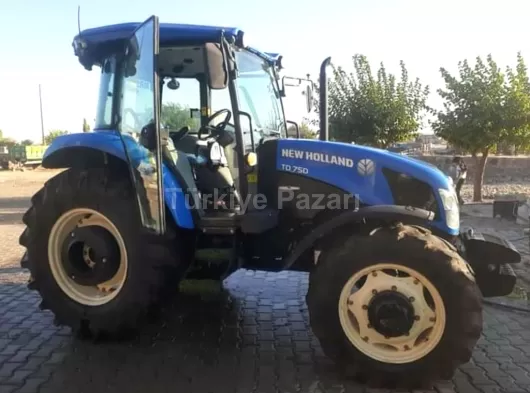 New Holland TD 75D