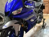 Yamaha R25