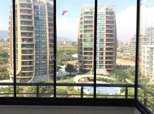 Hira Gayrimenkulden Mersin Mezitlide Kiralık 2+1 Daire