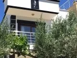 İzmir Seferihisar Doğanbeylide Satılık Bahçeli Müstakil Villa