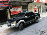Nissan rally raid