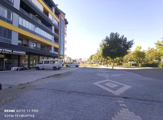 Meram Alavardı Mah. Fatih Caddesinde satılık dükkan