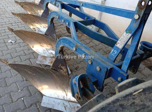 12 Numara 4 lu Ünlü Marka Pulluk 