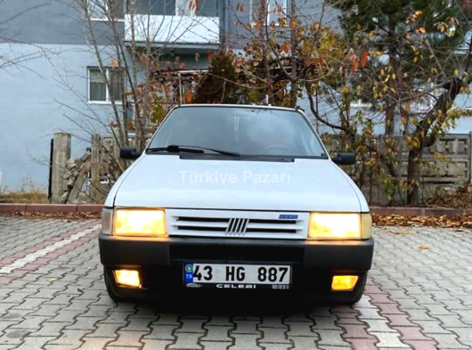 Yeni fenni muayeneli UNO 70s çiçek gibi pazarlık payı vardir