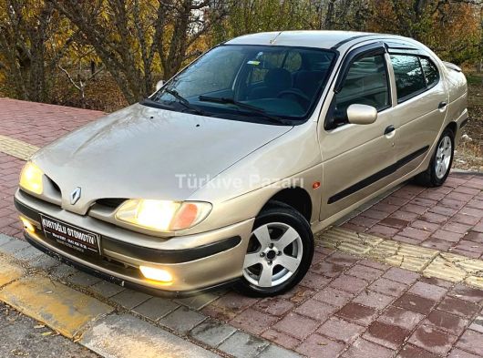 2.0 MOTOR 16 VALF MEGAN KLİMALI 98 MODEL