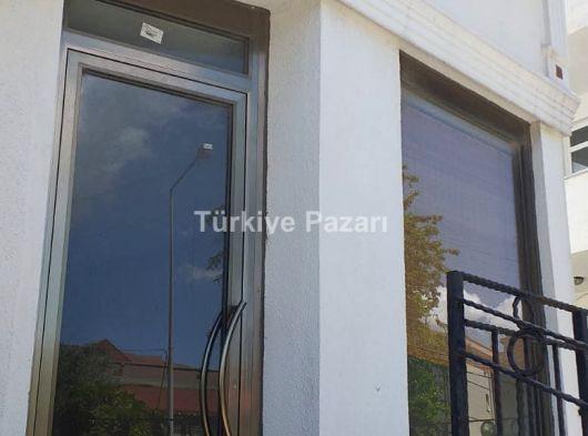 BÜYÜKÇEKMECE/KAMİLOBA MERKEZ 1+0 KİRALIK DÜKKAN