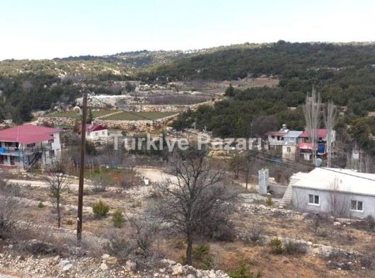 SATİLİK EV VE 1,5 DÖNÜM BAHCESİ