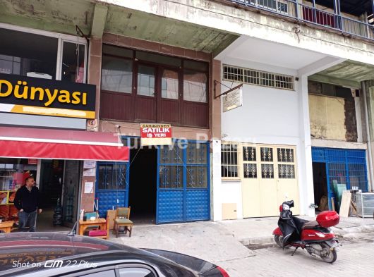 İKİTELLİ O.S. BÖLGESİ DERSANKOOP SAN.SİTESİNDE SATILIK DÜKKAN