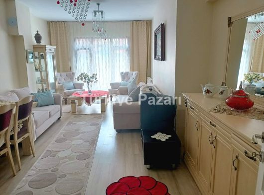 BAHÇELİEVLER DEVLET HASTANESİ YANI 2+1 EŞYALI KİRALIK DAİRE