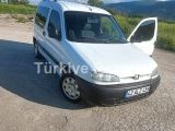 2003 model otomobil ruhsatlı klimalı çift sürgülü