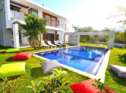 MUĞLA BODRUM TÜRKBÜKÜ’NDE ÖZEL HAVUZLU HAFTALIK KİRALIK LÜKS TATİL VİLLASI