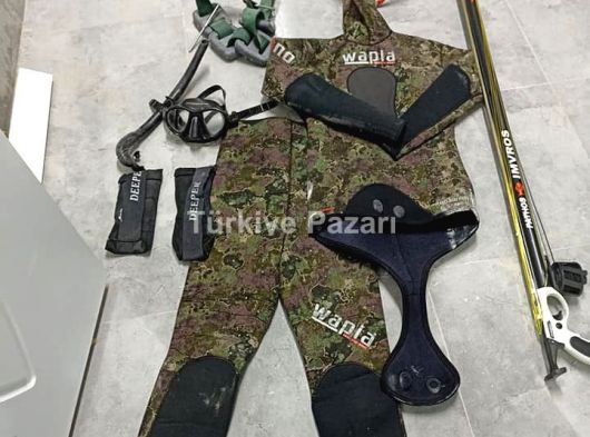Satılık Dalış Kıyafeti 