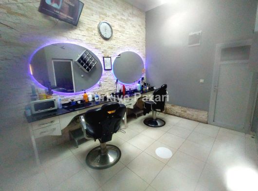 İZMİR ÇİĞLİ'DE ACİL DEVREN KUAFÖR SALONU