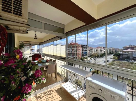 Merkezefendi Şemikler de Ana caddeye Sıfır Satılık Dükkan