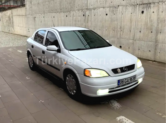 99 model 1.6 16 Vf klimalı opel astar