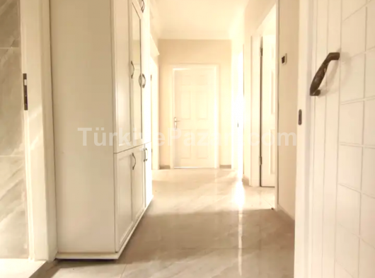 MERSİN ERDEMLİ KÖSBUCAĞI'NDA EV YAPIMINA UYGUN ASFALT YOLA CEPHELİ ARAZİ