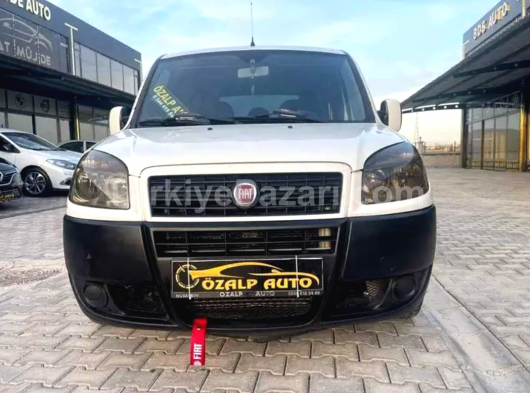 Sahibinden Çok Temiz 2017 Model Ford Coriuer 1.5 Trend Paket Kameralı Ful Aksesuarli Uygun Fiyata