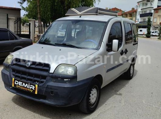 2003 otomobil ruhsatlı Doblo Benzin LPG li 