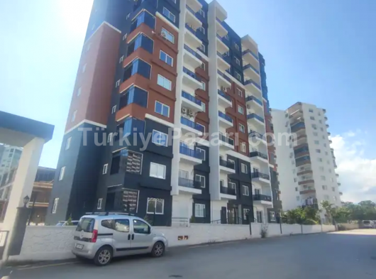 MERSİN ERDEMLİ KÖSBUCAĞI'NDA EV YAPIMINA UYGUN ASFALT YOLA CEPHELİ ARAZİ