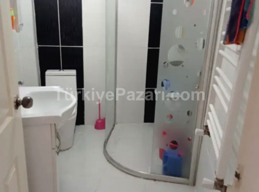 BURSA YILDIRIM NAMAZGAH KURTOĞLU MAHALLESİ'NDE 107 M2 2+1 SATILIK ARAKAT DAİRE