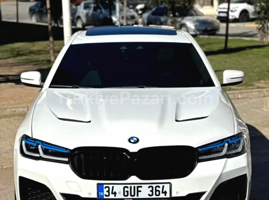 BMW 5.20İ COMFORT PLUS FACELİFT M GÖRÜNÜM 2018 MODEL 110.000 KM ARACIMIZ HASAR KAYITLIDIR ÖN ÜÇ