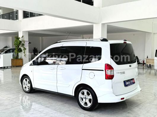 2019 FORD TOURNEO COURIER 139.500 KM 