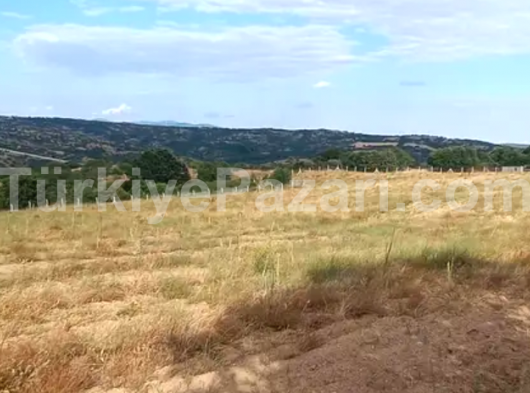 KIRKLARELİ MERKEZE 8 KM MESAFEDE 12 DÖNÜM ÇİFTLİK ARAZİSİ