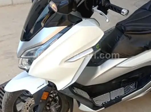 Honda forza 2019 15000 km