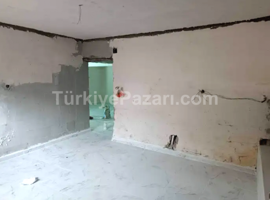 NUR GAYRİMENKULDEN İSTİKLAL MAH.DOGALGAZLİ ZEMİN KAT