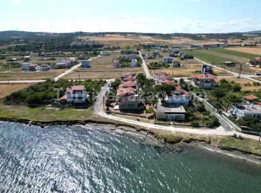 ARTI GAYRİMENKUL'DEN ALARAPARKTA EŞYALI SATILIK 1+1