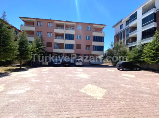 Karatayda Yeni, Modern ve Estetik Detaylarla Donatılmış 3+1