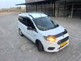 Sahibinden Çok Temiz 2017 Model Ford Coriuer 1.5 Trend Paket Kameralı Ful Aksesuarli Uygun Fiyata